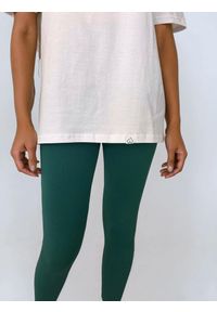 BESHAPED - Biały T-shirt Damski - No Pain No Champagne BeShaped. Kolor: zielony. Materiał: bawełna