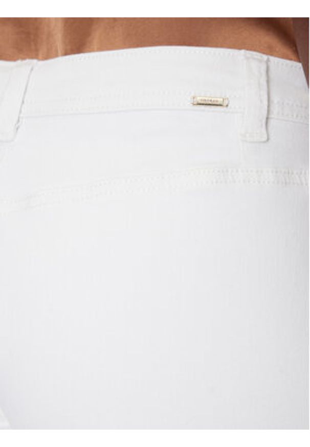 Morgan Szorty jeansowe 241-SHIVAL1 Biały Slim Fit. Kolor: biały. Materiał: bawełna