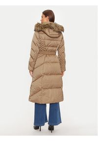 Guess Płaszcz zimowy New Olga W4BL41 WEX52 Beżowy Regular Fit. Kolor: beżowy. Materiał: syntetyk. Sezon: zima