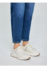 Big-Star - Sneakersy damskie ze skóry ekologicznej beżowe NN274A088 801. Okazja: na spacer, na co dzień. Nosek buta: okrągły. Kolor: beżowy. Materiał: skóra ekologiczna. Wzór: gładki. Sport: turystyka piesza #7