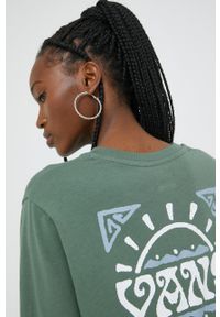 Vans longsleeve bawełniany kolor zielony. Kolor: zielony. Materiał: bawełna. Długość rękawa: długi rękaw. Wzór: nadruk #1