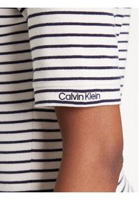 Calvin Klein T-Shirt LV044B232G Granatowy Regular Fit. Kolor: niebieski. Materiał: bawełna #5