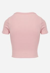 Born2be - Różowy Gładki T-shirt o Krótszym Kroju Errora. Okazja: na co dzień. Kolor: różowy. Materiał: materiał, jeans. Długość: krótkie. Wzór: gładki. Styl: casual #4
