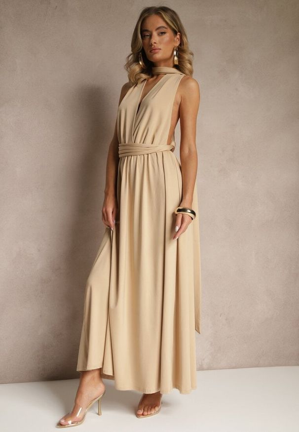 Renee - Beżowa Sukienka Koktajlowa Multiway z Wiskozą Wiązana na Szyi Lilovea. Okazja: na imprezę. Typ kołnierza: dekolt w kształcie V. Kolor: beżowy. Materiał: wiskoza. Typ sukienki: rozkloszowane. Styl: wizytowy
