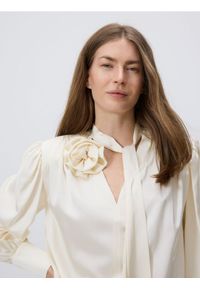 Reserved - Bluzka z ozdobnym wiązaniem - złamana biel. Materiał: wiskoza, tkanina #1