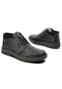 Czarne Ocieplane Futerkiem Trzewiki Męskie Rieker. Okazja: na co dzień. Zapięcie: sznurówki. Kolor: czarny. Materiał: futro. Styl: casual, klasyczny #2
