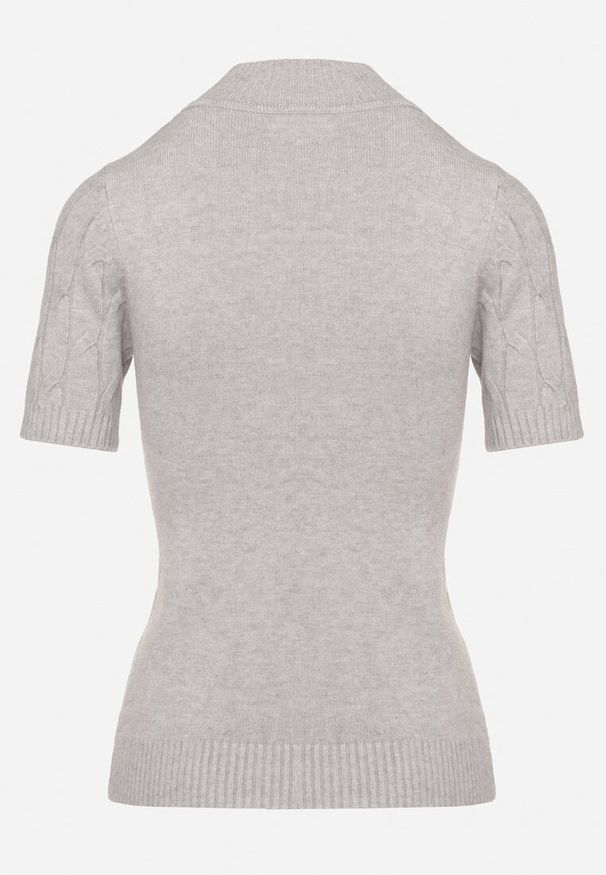 Born2be - Szara Bluzka z Wiskozą z Tłoczeniem o Kroju z Półgolfem i Krótkim Rękawem Ciastelle. Okazja: do pracy, na co dzień. Kolor: szary. Materiał: wiskoza. Długość rękawa: krótki rękaw. Długość: krótkie. Styl: klasyczny, casual, elegancki