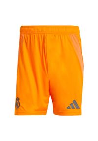 Adidas - Szorty Real Madrid 24/25 Away. Kolor: pomarańczowy. Materiał: materiał. Sport: piłka nożna