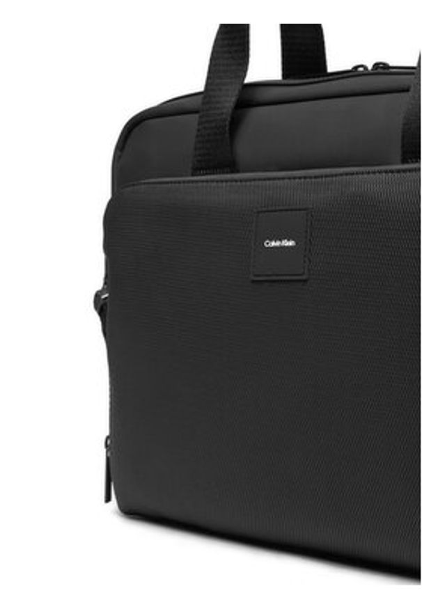 Calvin Klein Torba na laptopa Ck Essential Laptop Bag Rub K50K512724 Czarny. Kolor: czarny. Materiał: skóra