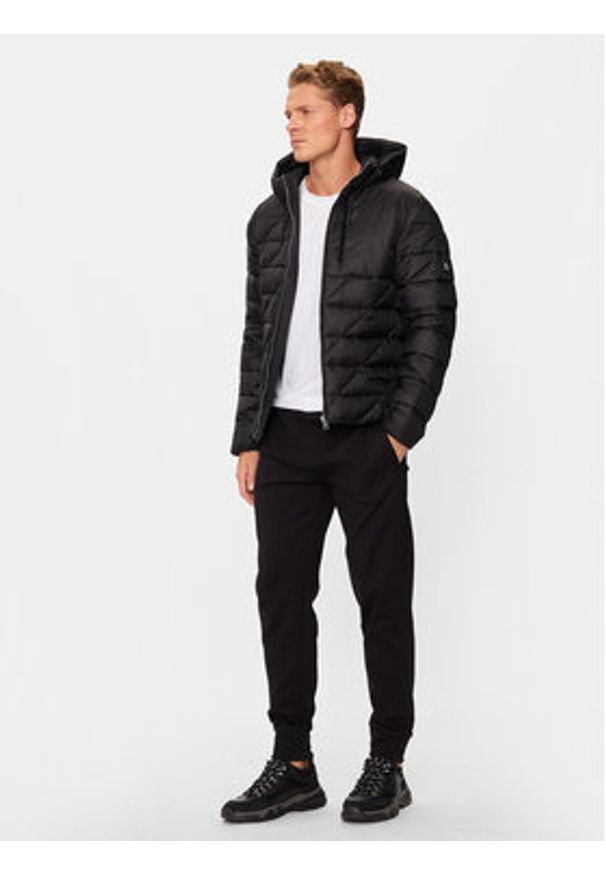 BOSS Kurtka zimowa C-Calleas 50524648 Czarny Regular Fit. Kolor: czarny. Materiał: syntetyk. Sezon: zima