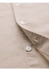 Ombre Clothing - Koszula męska z lnu i bawełny z krótkim rękawem i kieszonką – beżowa V4. Kolor: beżowy. Materiał: len, bawełna. Długość rękawa: krótki rękaw. Długość: krótkie. Sezon: lato #3