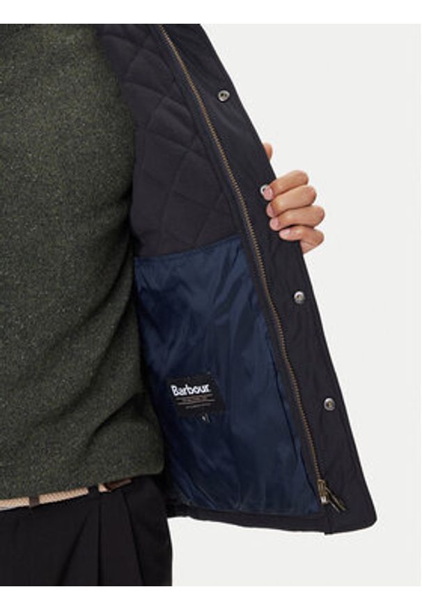 Barbour Kurtka przejściowa Powell MQU0281NY71 Granatowy Slim Fit. Kolor: niebieski. Materiał: syntetyk