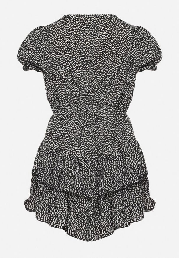 Born2be - Czarna Sukienka z Gumką w Talii z Kopertowym Dekoltem Ianveia. Kolor: czarny. Typ sukienki: kopertowe