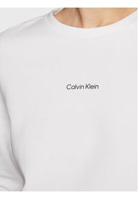 Calvin Klein Bluza Micro Logo K20K205453 Biały Regular Fit. Kolor: biały. Materiał: bawełna, syntetyk #7