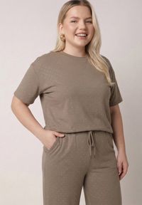 Born2be - Zielony Komplet Bawełniany o Fasonie Oversize T-shirt i Spodnie Azilane. Kolor: zielony. Materiał: bawełna #6