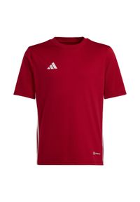 Adidas - Koszulka do piłki nożnej dla dzieci adidas Tabela 23 Jersey. Kolor: czerwony, biały, wielokolorowy. Materiał: poliester. Sport: piłka nożna
