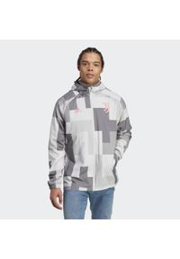 Adidas - Juventus Graphic Windbreaker. Kolor: szary. Materiał: materiał