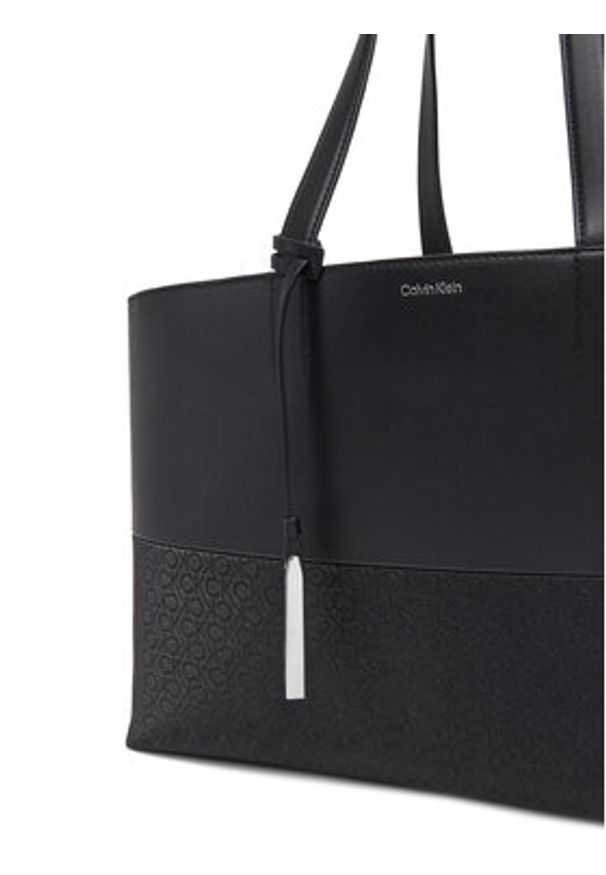 Calvin Klein Torebka Ck Mixmedia Shopper_Mono K60K613166 Czarny. Kolor: czarny. Materiał: skórzane