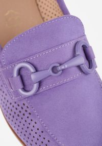 Renee - Fioletowe Mokasyny Vices z Perforacją z Wkładką ze Skóry Naturalnej Felithria. Okazja: na co dzień. Kolor: fioletowy. Materiał: skóra. Wzór: aplikacja. Obcas: na obcasie. Styl: casual, klasyczny, elegancki. Wysokość obcasa: niski #7