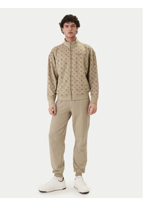 Guess Bluza Z6GQ07 K2849 Beżowy Relaxed Fit. Kolor: beżowy. Materiał: syntetyk