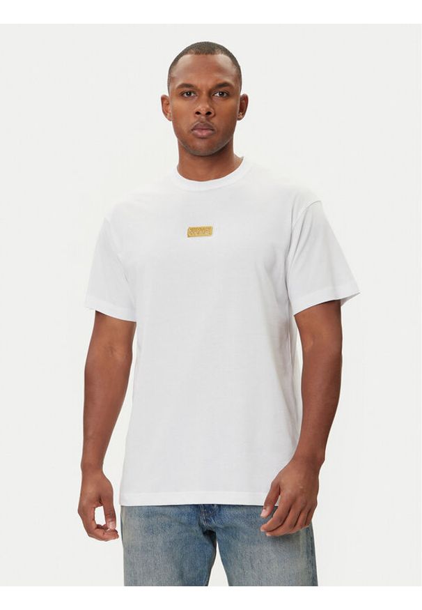 Versace Jeans Couture T-Shirt 79GAHT08 CJ00T Biały Regular Fit. Kolor: biały. Materiał: bawełna