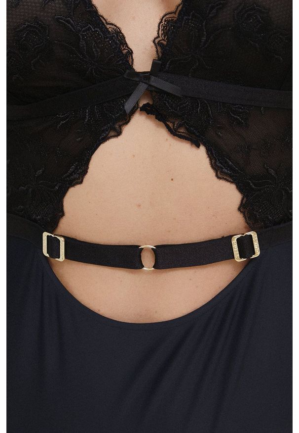 Guess Body kolor czarny gładki. Kolor: czarny. Materiał: koronka, materiał. Wzór: gładki