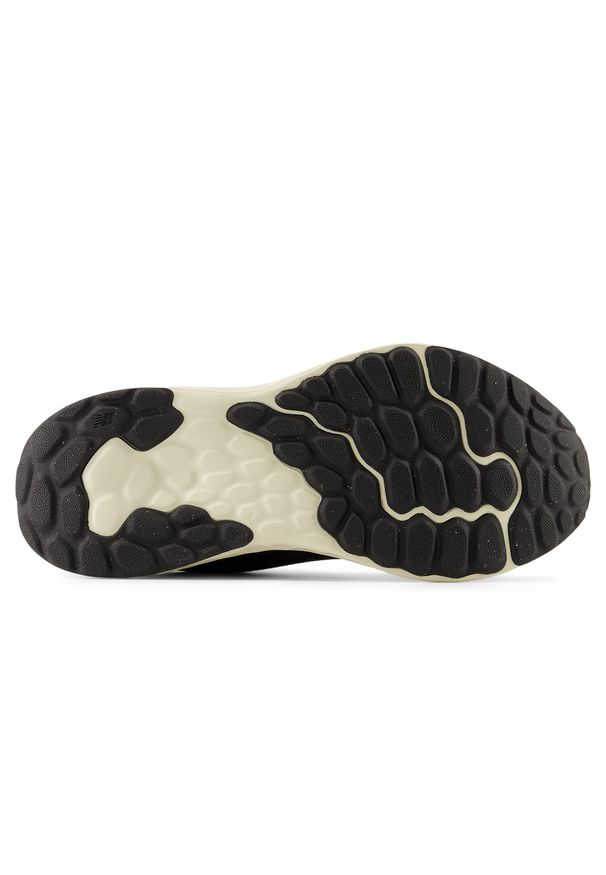 Buty damskie New Balance Fresh Foam Arishi v4 WARISIK4 – czarne. Okazja: na co dzień. Kolor: czarny. Materiał: syntetyk, materiał. Szerokość cholewki: normalna. Sport: fitness