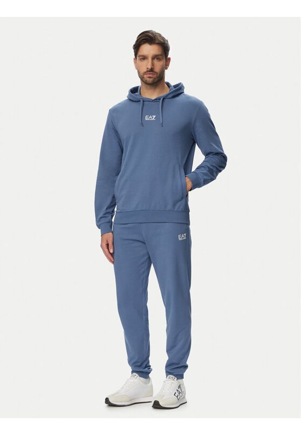 EA7 Emporio Armani Dres 8NPV64 PJVRZ UB064 Niebieski Regular Fit. Kolor: niebieski. Materiał: bawełna