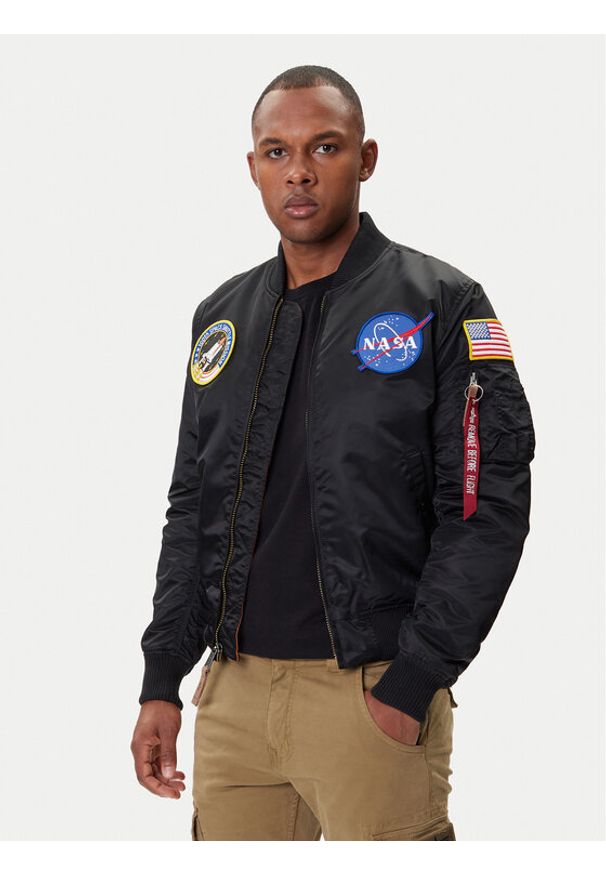 Alpha Industries Kurtka bomber Nasa 166107 Czarny Regular Fit. Kolor: czarny. Materiał: syntetyk