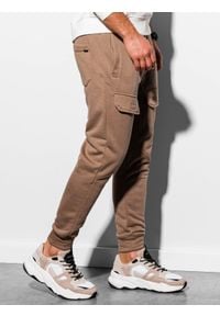 Ombre Clothing - Spodnie męskie dresowe joggery P904 - camel - L. Materiał: dresówka #6