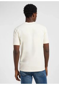 Lee - MESKA KOSZULKA LEE SS HENLEY SHIRT ECRU 112363862. Typ kołnierza: typu henley #5