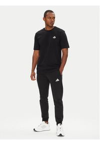 Adidas - adidas T-Shirt Mini Pizza Graphic JM6483 Czarny Regular Fit. Kolor: czarny. Materiał: bawełna #5