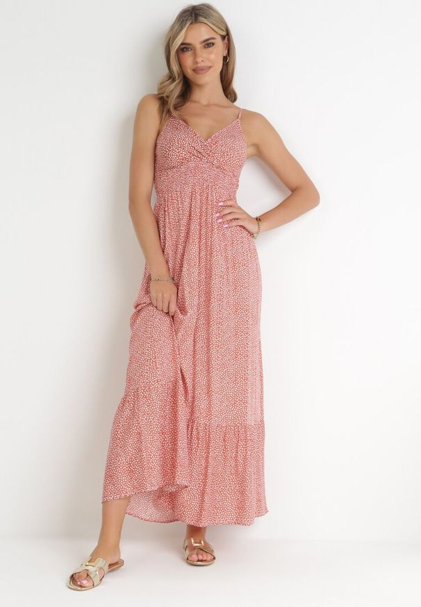 Born2be - Różowa Rozkloszowana Sukienka Bawełniana na Ramiączkach Ruweida. Kolor: różowy. Materiał: bawełna. Długość rękawa: na ramiączkach. Sezon: lato. Typ sukienki: rozkloszowane