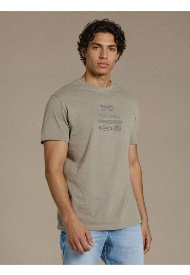 Sinsay - Bawełniana koszulka z nadrukiem - zielony. Kolor: zielony. Materiał: bawełna. Wzór: nadruk