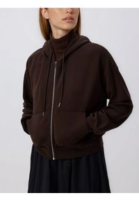 Reserved - Oversizowa bluza - ciemnobrązowy. Kolor: brązowy. Materiał: dzianina. Wzór: gładki