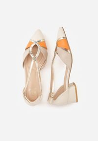 Born2be - Beżowe Czółenka na Obacasie z Wycięciami i Metalicznymi Paskami Prosilis. Okazja: na co dzień. Zapięcie: pasek. Kolor: beżowy. Materiał: koronka. Obcas: na obcasie. Styl: casual, elegancki. Wysokość obcasa: średni #2