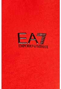 EA7 Emporio Armani Bluza męska kolor czerwony z kapturem z nadrukiem. Okazja: na co dzień. Typ kołnierza: kaptur. Kolor: czerwony. Wzór: nadruk. Styl: casual #4
