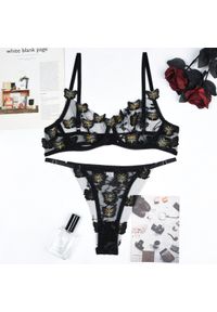 Intica - Komplet bielizny z haftem motyli na specjalne okazje Demi. Kolor: czarny. Materiał: tkanina. Wzór: haft