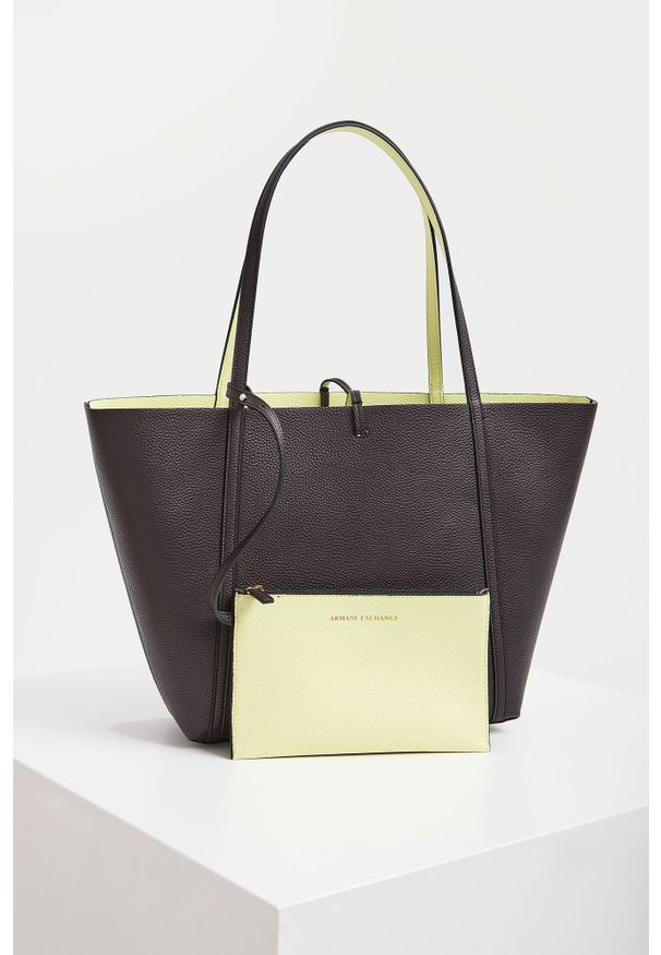 Armani Exchange - Torebka ARMANI EXCHANGE. Wzór: aplikacja. Materiał: skórzane, z tłoczeniem