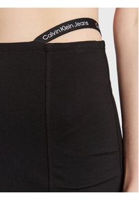 Calvin Klein Jeans Spódnica ołówkowa J20J220465 Czarny Slim Fit. Kolor: czarny. Materiał: syntetyk