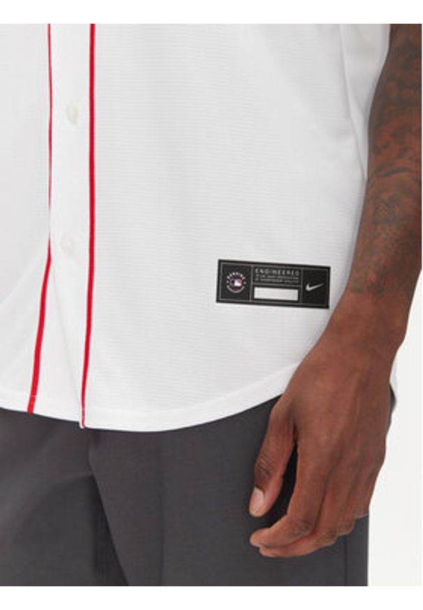 Nike Koszula T770-BQWH-BQ-XVH Biały Regular Fit. Kolor: biały. Materiał: syntetyk