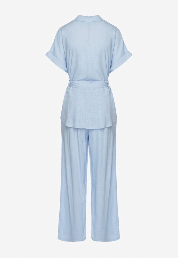 Born2be - Niebieski Komplet z Bawełną Koszula Ozdobiona Paskiem i Spodnie Rinosella. Kolor: niebieski. Materiał: bawełna. Wzór: aplikacja