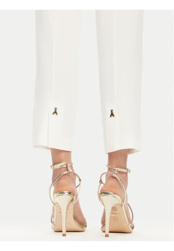 Patrizia Pepe Spodnie materiałowe 2P1683 A411 Biały Regular Fit. Kolor: biały. Materiał: syntetyk