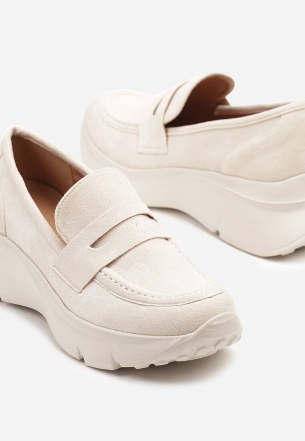 Born2be - Beżowe Półbuty Mokasyny na Grubej Podeszwie Viannae. Kolor: beżowy. Materiał: jeans. Wzór: aplikacja. Styl: elegancki
