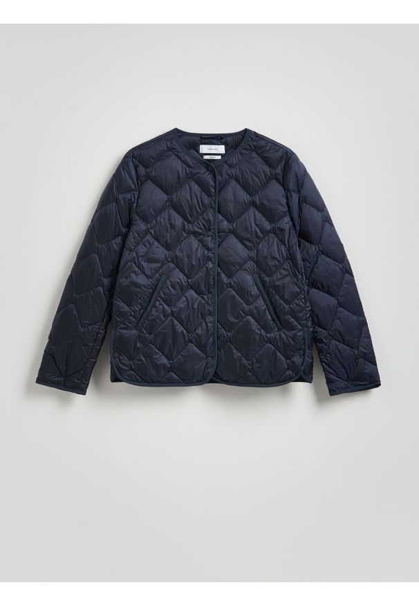 Reserved - Pikowana kurtka z puchem - granatowy. Kolor: niebieski. Materiał: puch
