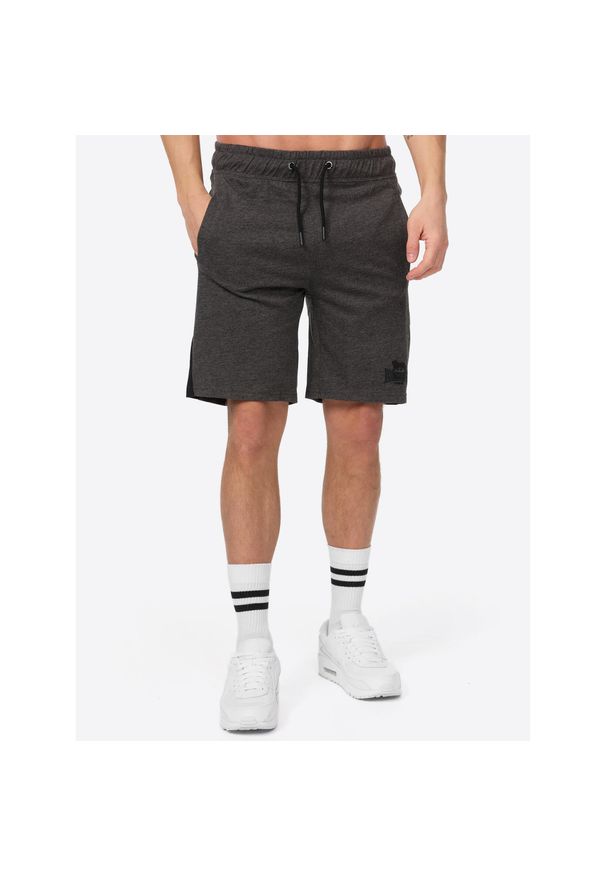 Krótka Lonsdale Alvingham. Kolor: szary. Długość: krótkie. Sezon: lato