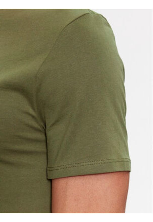 Guess T-Shirt Logo M2YI71 I3Z14 Zielony Slim Fit. Kolor: zielony. Materiał: bawełna