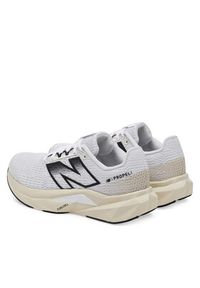 New Balance Buty do biegania FuelCell Propel v5 WFCPRCX5 Biały. Kolor: biały. Materiał: materiał #4
