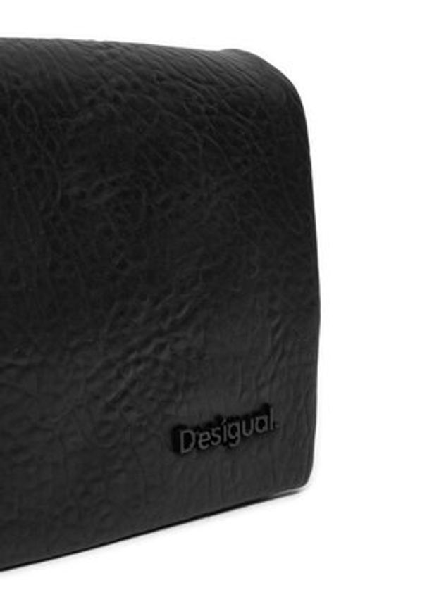 Desigual Torebka Goodall 24WAXP82 Czarny. Kolor: czarny. Materiał: skórzane