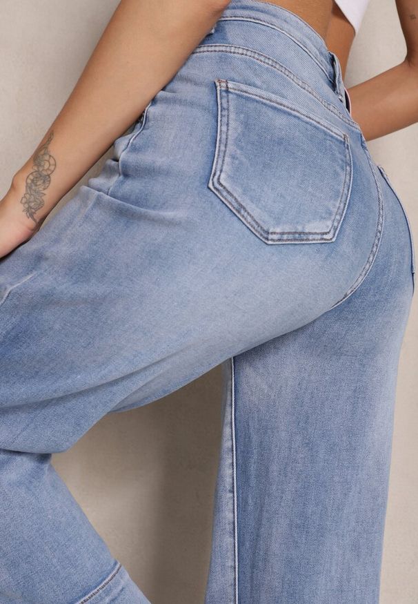 Renee - Niebieskie Szerokie Jeansy z Bawełną High Waist z Mankietami Dlinntia. Okazja: na co dzień. Stan: podwyższony. Kolor: niebieski. Styl: klasyczny, elegancki, casual